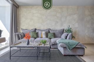 Luxury 2 BR Condo Near Beaches - Pools - Gym - 8