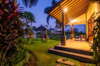 Warung Mandi & Villa - Ubud - 1