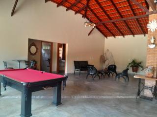 Casa fogaça, chácara a 4km do portal da Cidade - 0