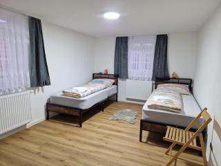 Zweibettzimmer mit Gemeinschaftsbad und Küche Großenbach - 3