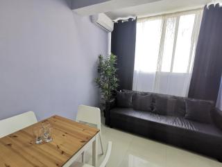 Apartment with wifi and Netflix - 5