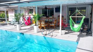 Heated Pool Home in Paradise - Close to Beaches - 9