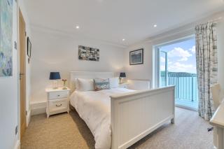 No 38 The Salcombe - 6