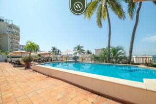 Amazing 2 BR Condo - One Beach Street 104 A - 2