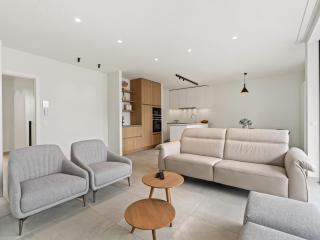 Maple Leaf - 03.02 + garage - 5