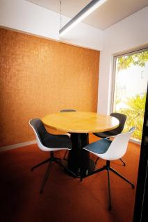 Rosebank Modern Apartment with Pool, Cinema & Power BackUp - 5