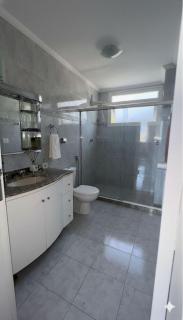 Quarto Privativo Farol da Barra Banheiro Exclusivo Frigobar TV - 3