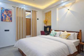 Divisha Home Stay- 2BHK Modern Luxury Apartment in South Delhi - 6