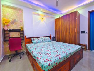 Divisha Home Stay- 2BHK Modern Luxury Apartment in South Delhi - 1