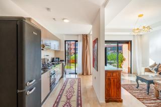 Appartement moderne et spacieux avec terrasse et piscine au Noria Golf - 1