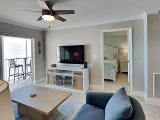 Castle Beach 303 - 7