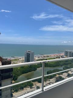 Hermoso Apto Vista al Mar Céntrica ubicación - 0