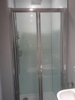 Portree But & Ben - 4