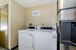 Motel 6-Newark, DE - 1