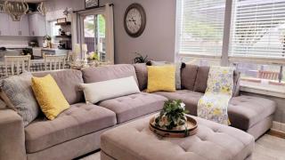 Beautiful Modern Farmhouse - 7