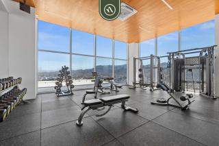 Luxury 4 BR Condo Amazing Views - Beach - Pools - 1