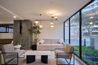 Costa Verde Contemporary Stays by Geko - 6