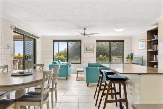 Best Location in Woorim - Ocean Front Pool - 4