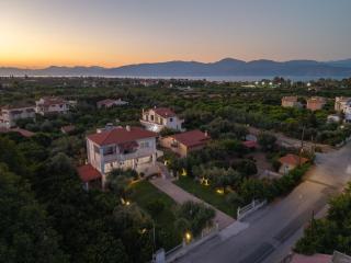 Azure Garden Retreat - 0