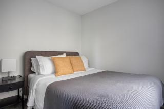 ENSUITE MASTER BEDROOM IN WEST HOLLYWOOD - super host - 3