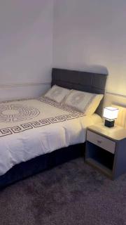 PLUS Properties Moston - 6
