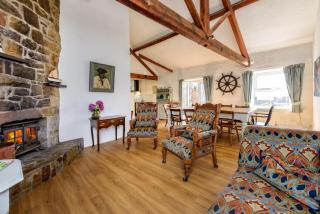 4 Bed in Pwllheli oc-tshipp - 2