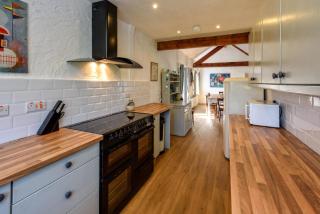 4 Bed in Pwllheli oc-tshipp - 1