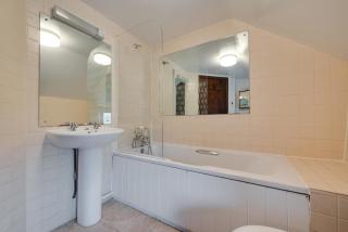 3 Bed in Binham oc-2235 - 2