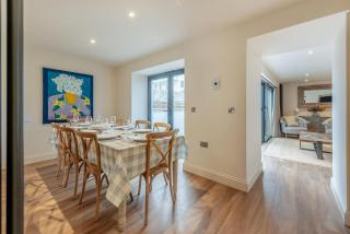 4 Bed in Tenby oc-pw9230 - 2