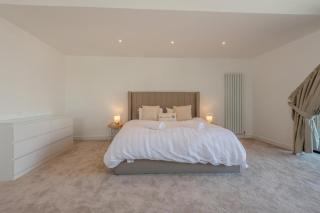 4 Bed in Bournemouth oc-e32247 - 2