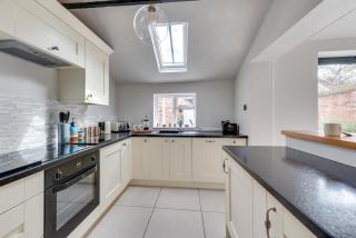3 Bed in Wangford oc-hchurc - 5