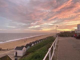 2 Bed in Southwold oc-4east - 1
