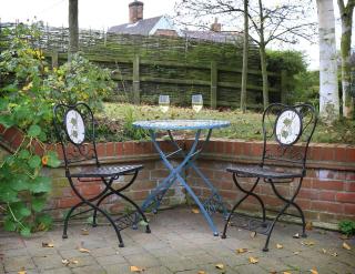 2 Bed in Woodbridge oc-owls - 1