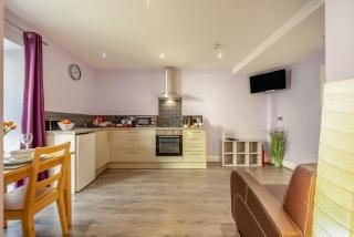 1 Bed in Tenby oc-w28986 - 1