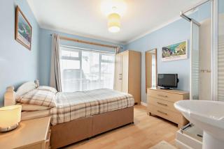 4 Bed in Broad Haven oc-b27955 - 3