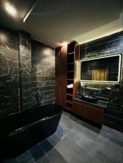 3Bedroom WiFi 247 Power in Lekki Smart Tv - 6