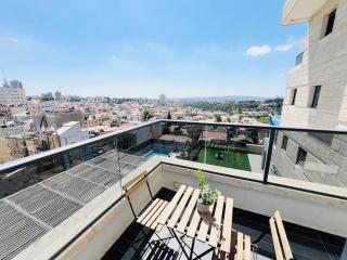 Amazing Retreat in Machane Yehuda - 2