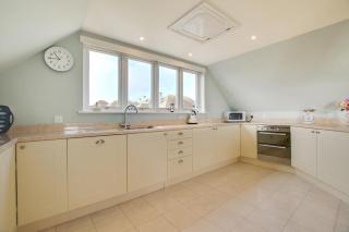 4 Bed in Swanage oc-wy617 - 1