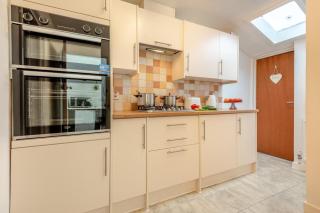 3 Bed in Weymouth oc-a30944 - 5