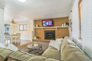 3BR with Patio and Fire pit near Hiking & Downtown - 6