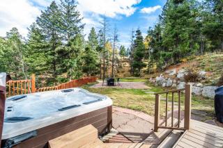 Mtn Getaway Near Pikes Peak Hot Tub & Pool Table - 0