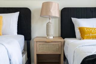 5 beds 7 person Prime Location Near Transit NYC - 2