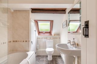 2 Bed in Lyme Regis oc-c32116 - 1