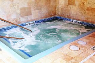 Sunset Historic Cottage Seasonal - 9