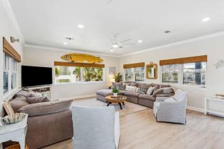 Blue Horizon at Pensacola Beach - Heated Pool, Across beach access, Beach gear, Dogs OK! - 8