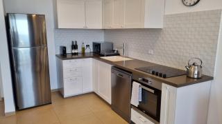 PORT CITY- 1 Bdrm Apt W Balcony Beachfront MAMAK - 7