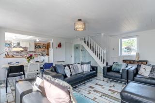 3 Bed in Freshwater East oc-t31935 - 7