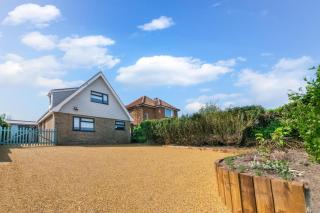 4 Bed in Reydon oc-lxw - 0