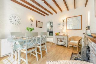 3 Bed in Helford oc-dowrpe - 2