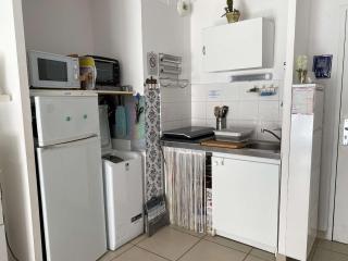 Appartement T2 avec Climatisation et Terrasse à Balaruc-les-Bains - FR-1-553-320 - 6
